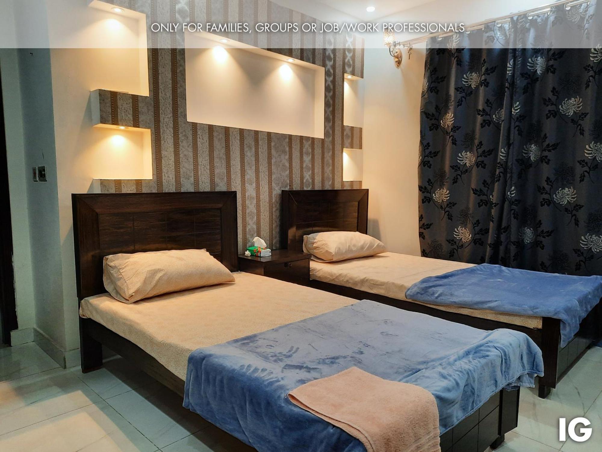 3 Bedroom Furnished Holiday Home Near Valencia Town, Lake City & Ring Road Lahore Buitenkant foto